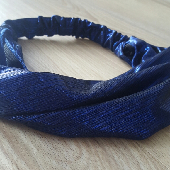 Two Headbands - Picture 2 of 6